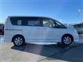 2013 Nissan Serena