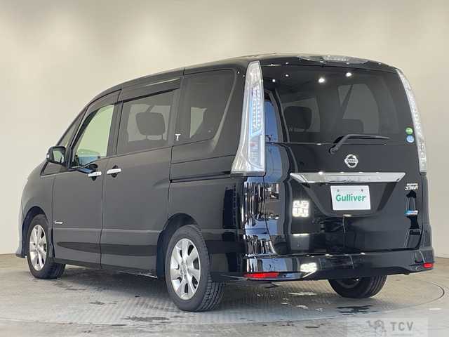 2013 Nissan Serena