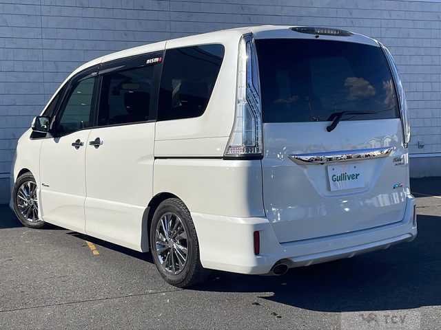2015 Nissan Serena