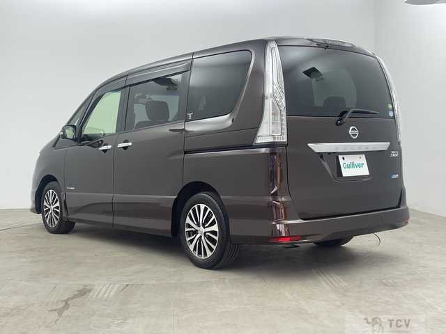 2015 Nissan Serena
