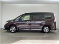 2015 Nissan Serena