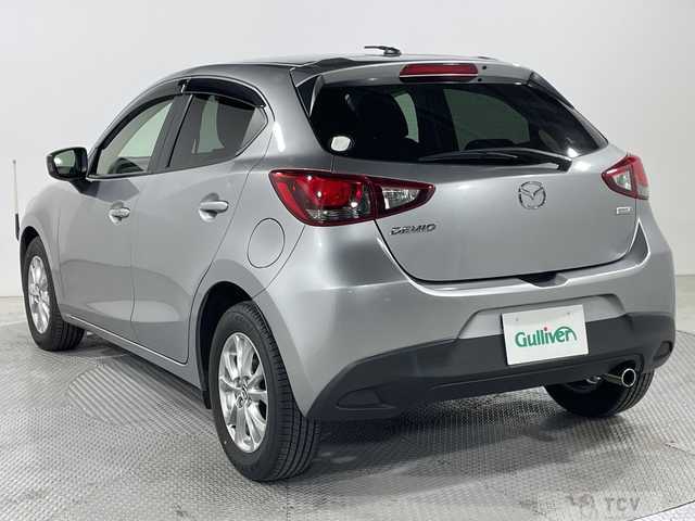 2015 Mazda Demio