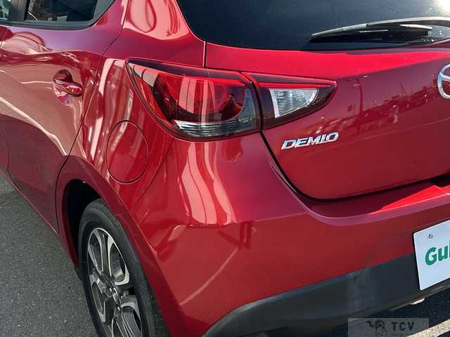 2015 Mazda Demio