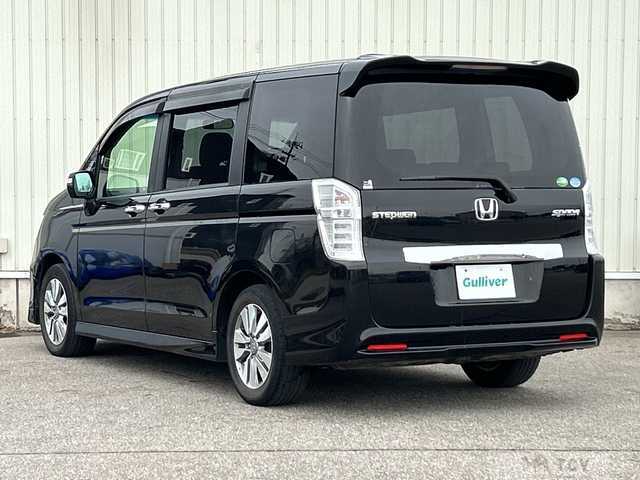 2013 Honda Step WGN