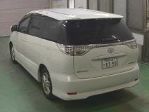 2013 Toyota Estima