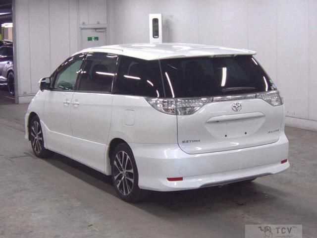 2012 Toyota Estima