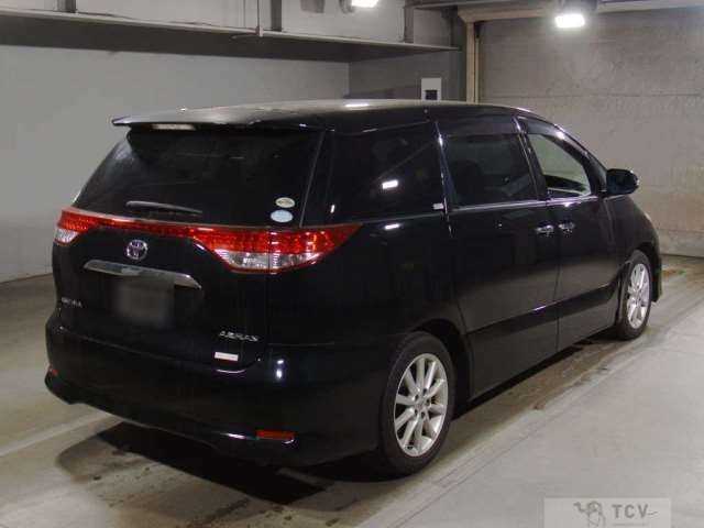 2011 Toyota Estima