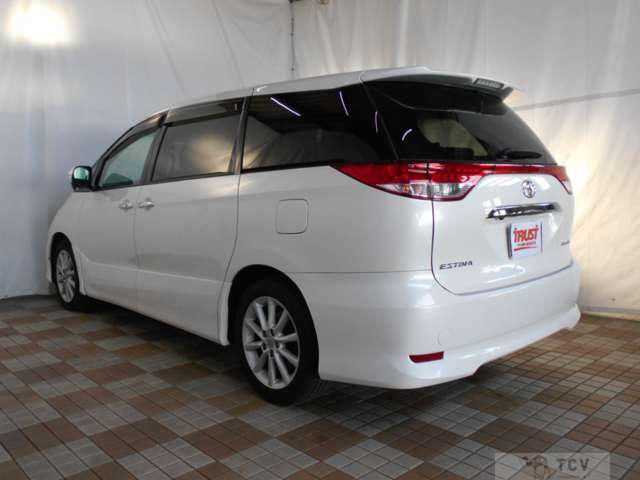 2010 Toyota Estima