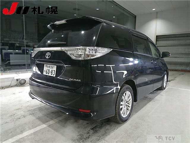 2013 Toyota Estima