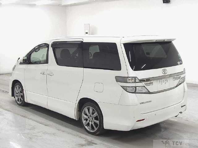 2013 Toyota Vellfire