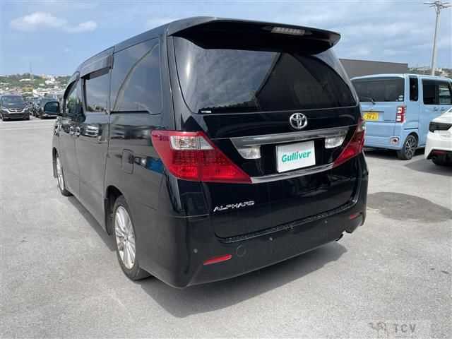 2009 Toyota Alphard