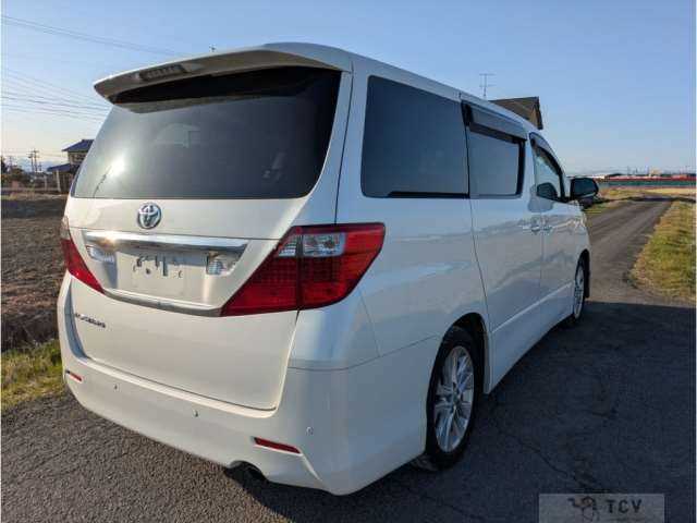 2009 Toyota Alphard