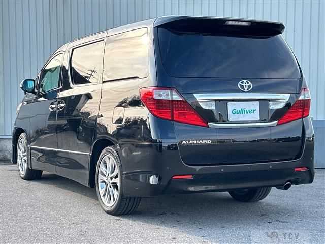 2010 Toyota Alphard
