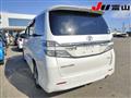 2013 Toyota Vellfire