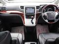 2011 Toyota Alphard