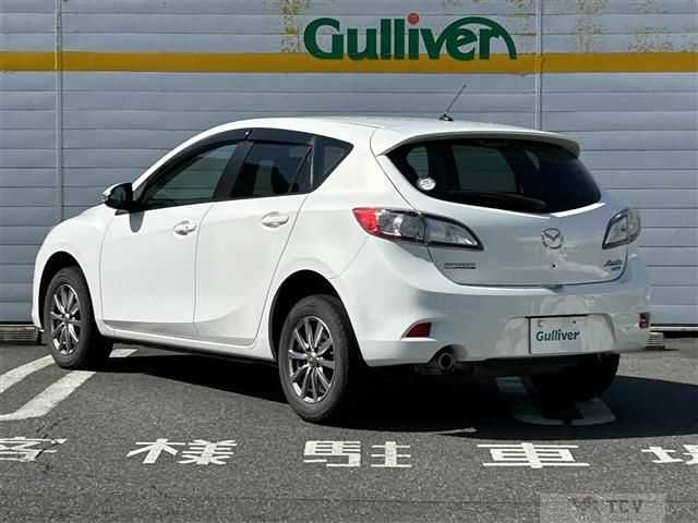 2013 Mazda Axela Sport