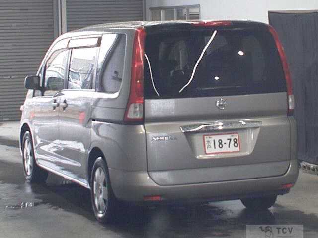 2006 Nissan Serena