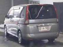 2006 Nissan Serena