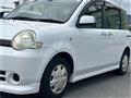 2005 Toyota Sienta
