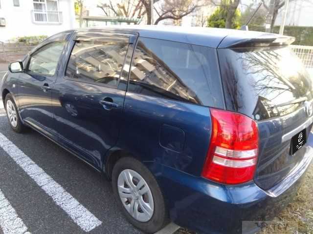 2004 Toyota Wish