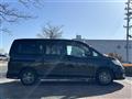2009 Nissan Serena