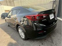 2015 Mazda Axela Hybrid