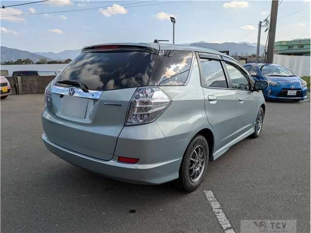 2012 Honda Fit shuttle