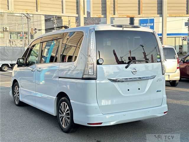 2015 Nissan Serena