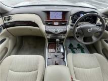 2011 Nissan FUGA HYBRID