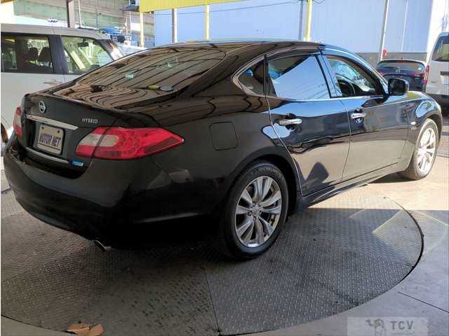 2012 Nissan FUGA HYBRID