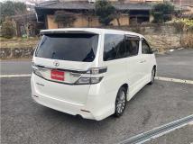 2013 Toyota Vellfire
