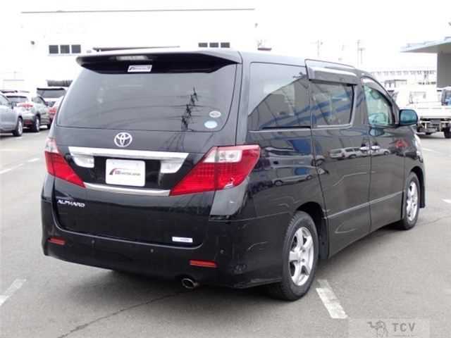 2011 Toyota Alphard