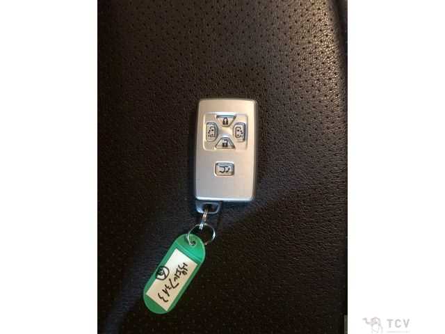 2010 Toyota Vellfire