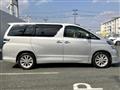 2010 Toyota Vellfire