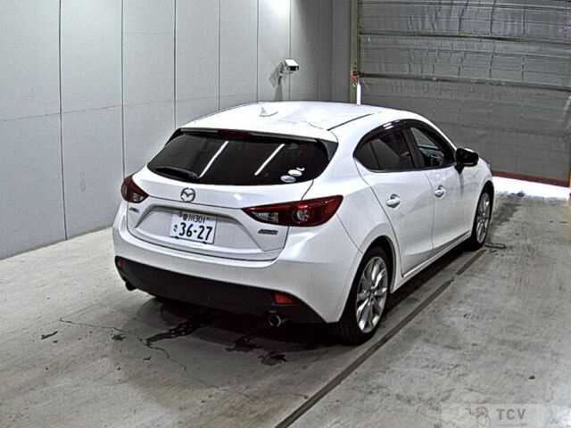 2014 Mazda Axela Sport