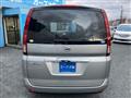 2009 Nissan Serena