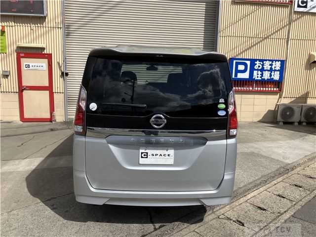 2017 Nissan Serena