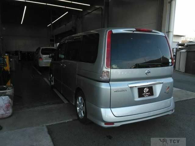 2009 Nissan Serena