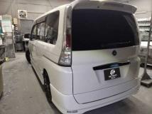 2008 Nissan Serena