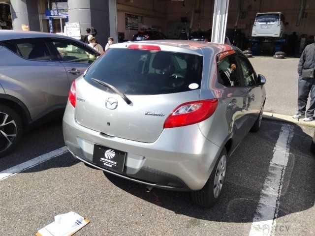 2010 Mazda Demio