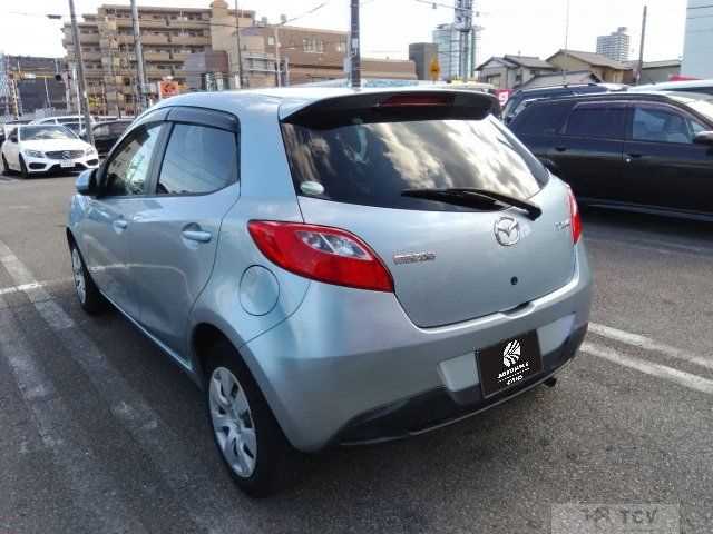 2013 Mazda Demio