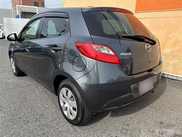2011 Mazda Demio