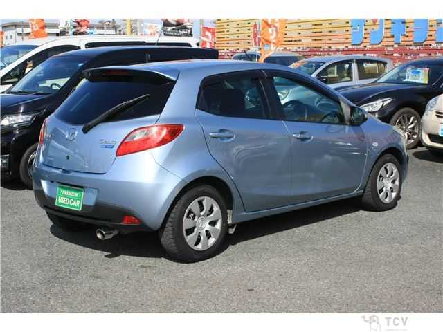2013 Mazda Demio