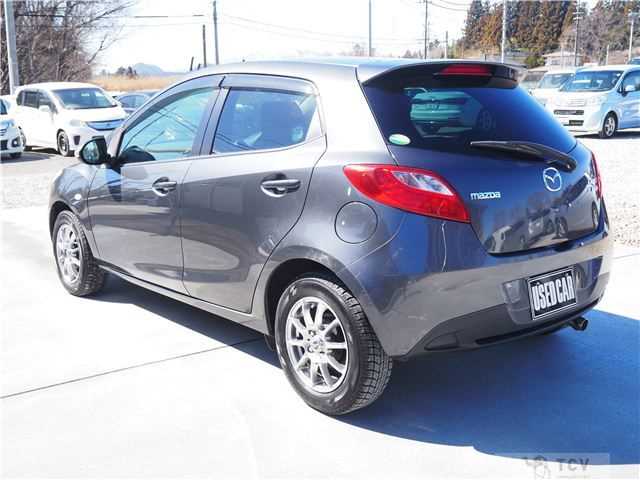 2013 Mazda Demio