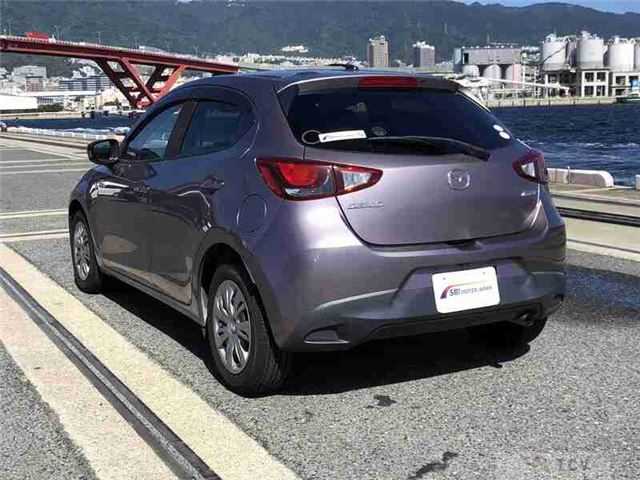 2016 Mazda Demio