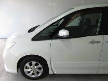 2011 Nissan Serena