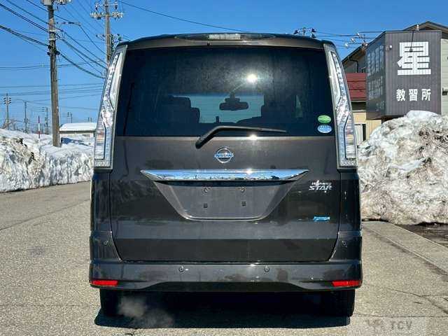 2014 Nissan Serena