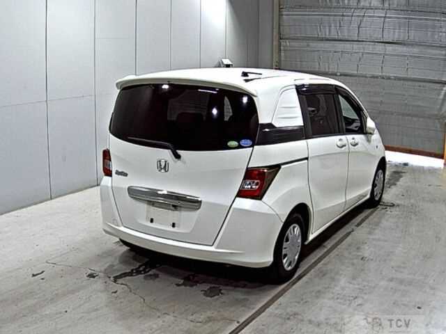 2011 Honda Freed Spike
