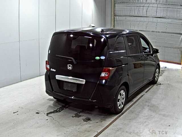 2013 Honda Freed Spike