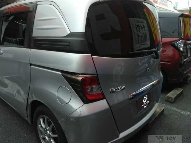 2012 Honda Freed Spike